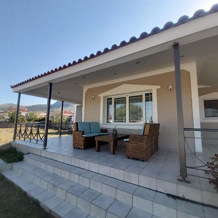 Villa Fina'S House Korinth Exterior foto